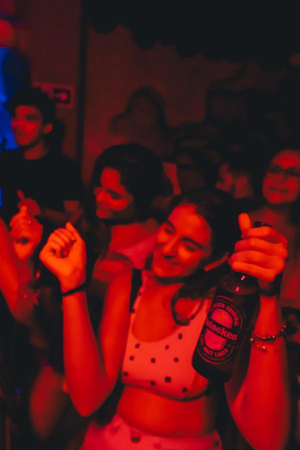 Ovibe Party Hostel Μπελέμ Εξωτερικό φωτογραφία